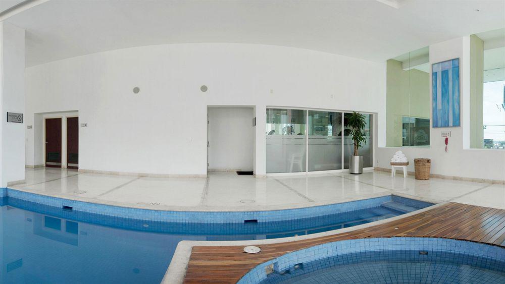Fiesta Inn Cuautitlan Cuautitlán Izcalli Exteriör bild