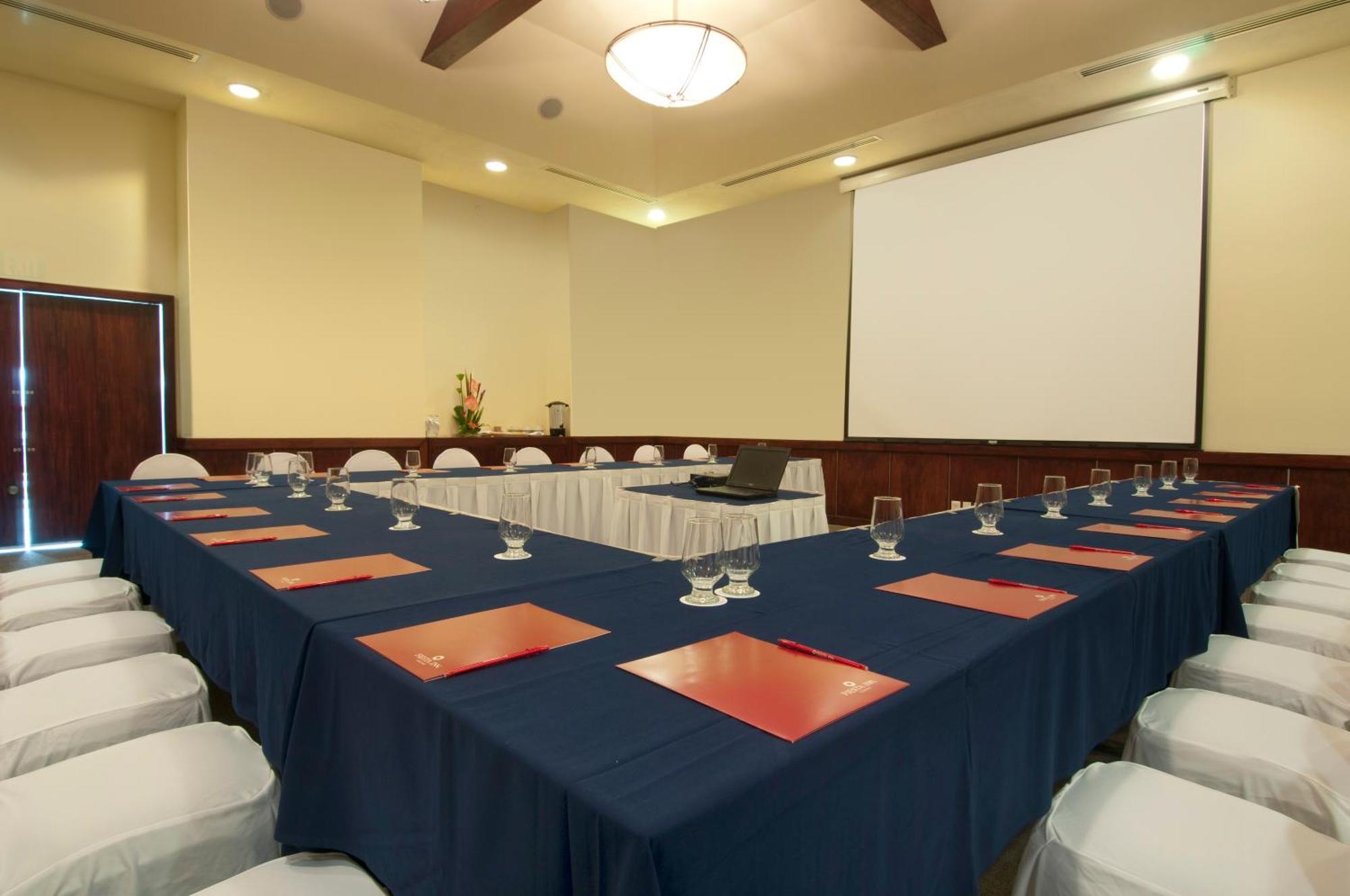 Fiesta Inn Cuautitlan Cuautitlán Izcalli Exteriör bild