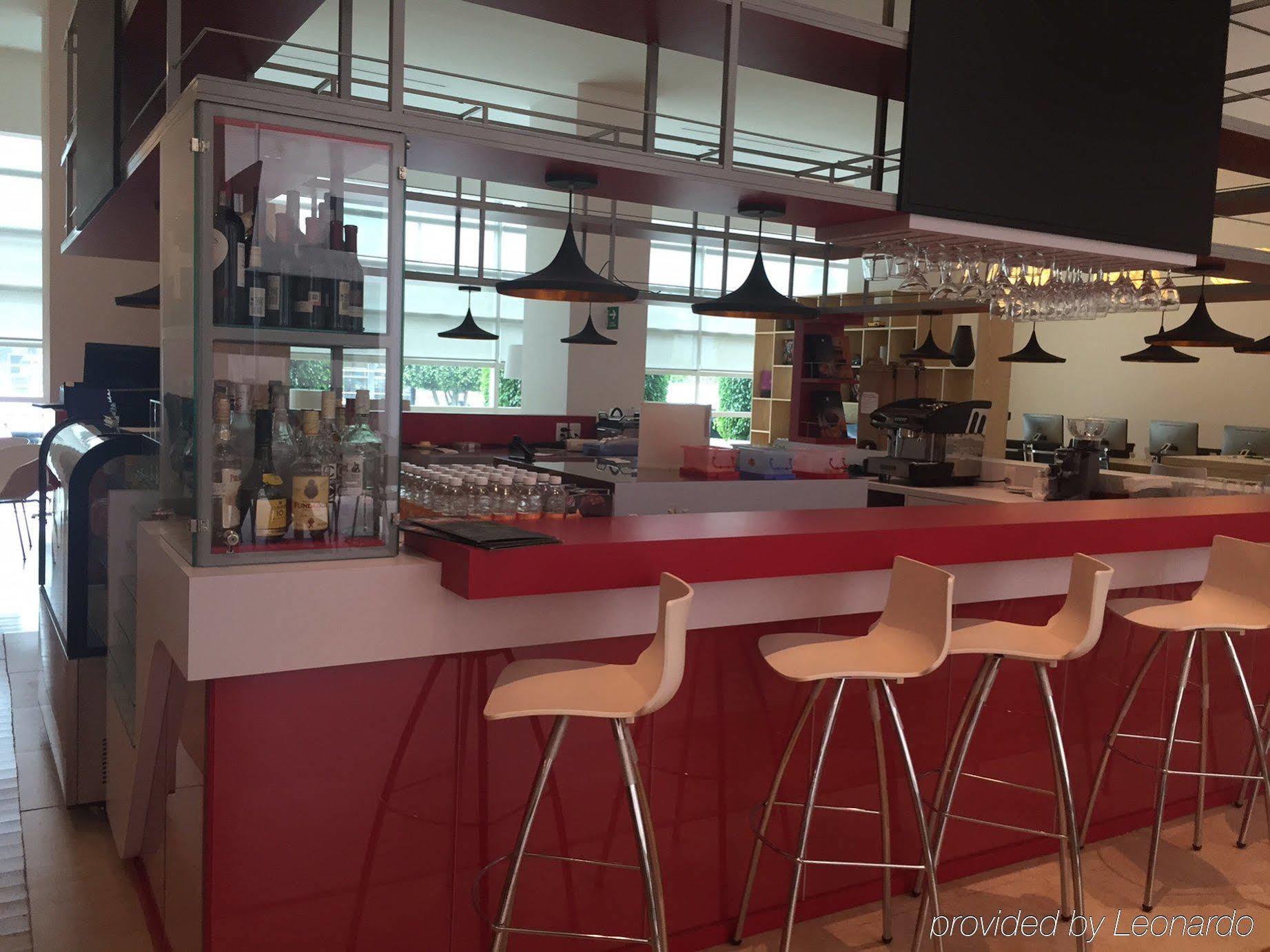 Fiesta Inn Cuautitlan Cuautitlán Izcalli Exteriör bild
